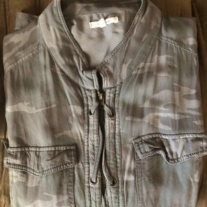 Maurices Camo ZIP Up